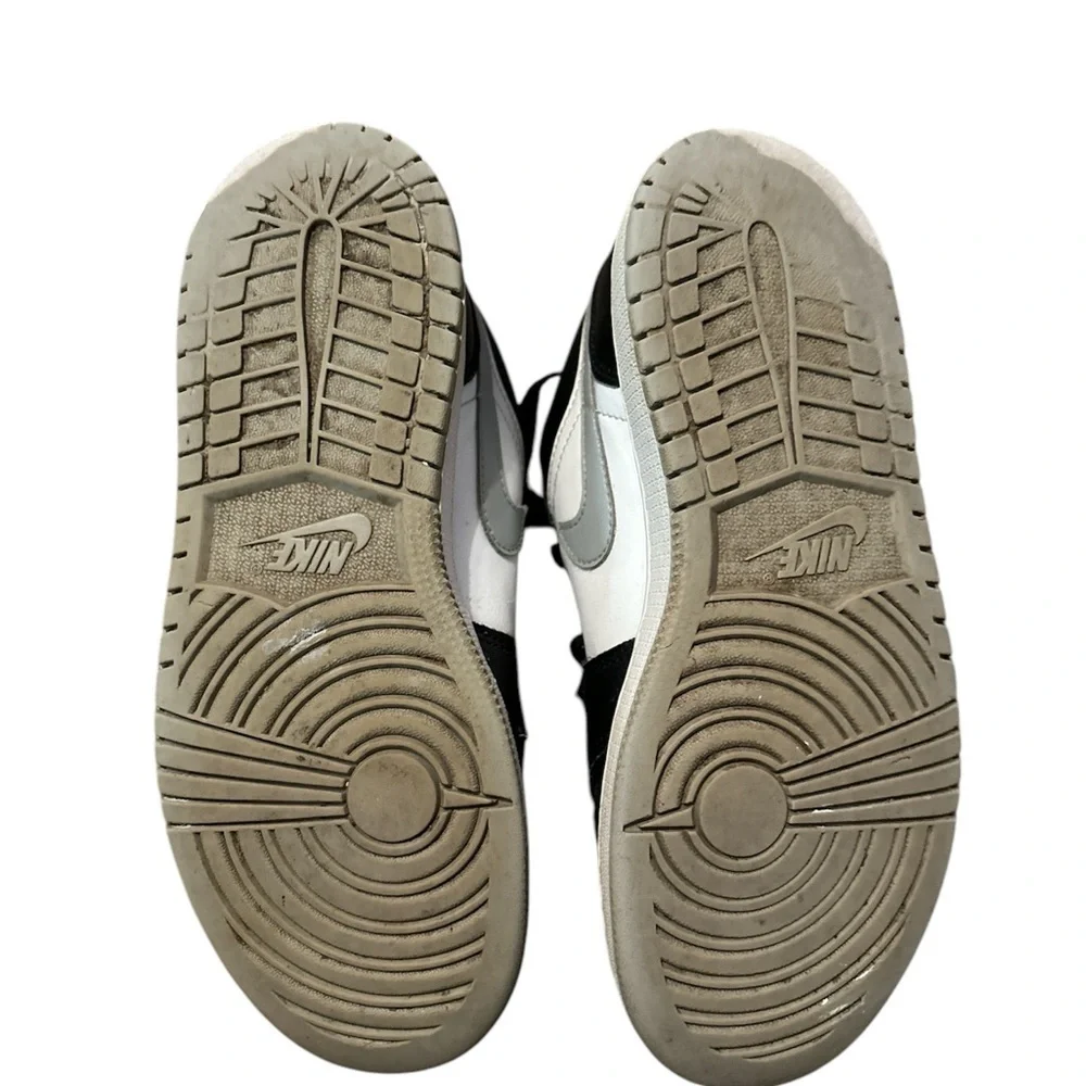 NIKE AIR JORDAN 1 RETRO LOW SMOKE GREY Sneakers
